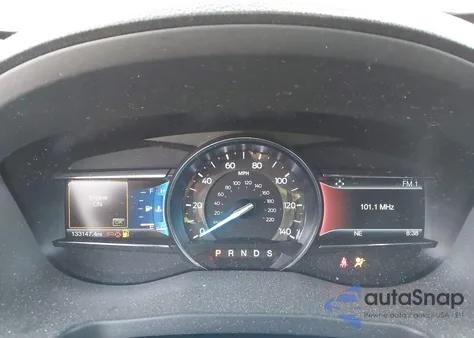 2017 Ford Explorer Xlt z USA, uszkodzony, nr VIN 1FM5K8D89HGA67810